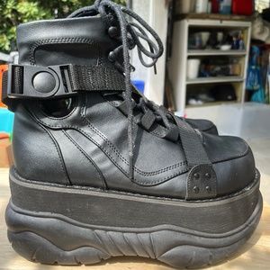 Demonias Neptune-181